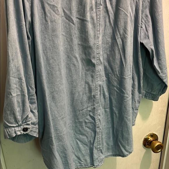 JODIFL Blue Button Down Shirt with Red Pattern - Picture 5 of 10